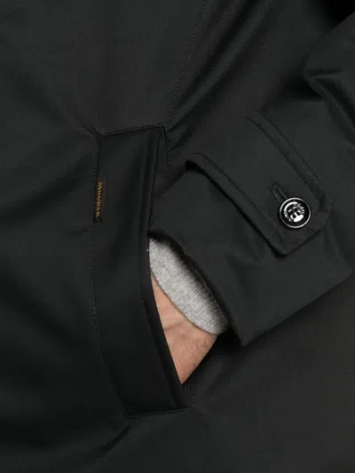 Moorer Tailored Black Coat With Concealed Closure In Black