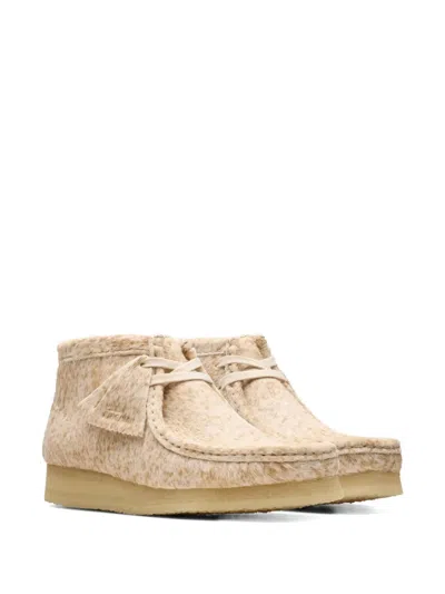Clarks Originals Wallabee "speckled Hair On" Derby Shoes In Neutral