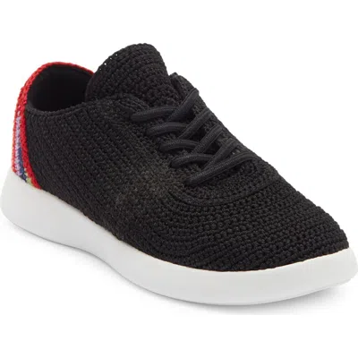 The Sak Asha Low Top Sneaker In Multi