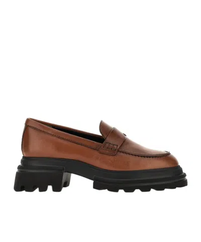 Hogan Round Toe Brown Leather Moccasin With Soft Insole And Eva Sole In Brown