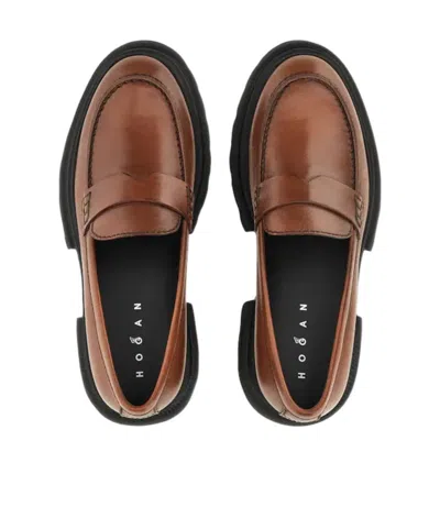 Hogan Round Toe Brown Leather Moccasin With Soft Insole And Eva Sole In Brown