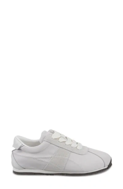 National Comfort Sneaker In White