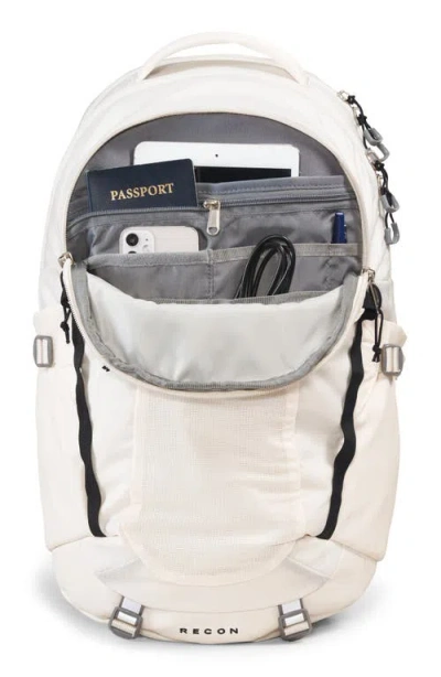 The North Face Recon Backpack