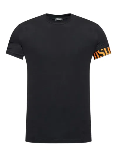Dsquared2 Graphic Print Crew Neck Short Sleeve T-shirt In Black