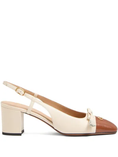 Valentino Slingback Valet Du Roi Pumps In Butter/tobacco In Nude