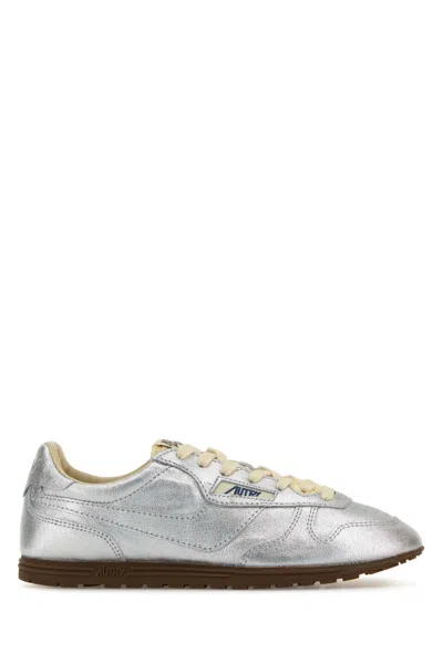 Autry Leather Windspin Sneakers Metallic Finish In Silver