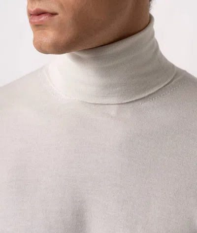 Larusmiani Turtleneck Sweater Pullman Sweater In White