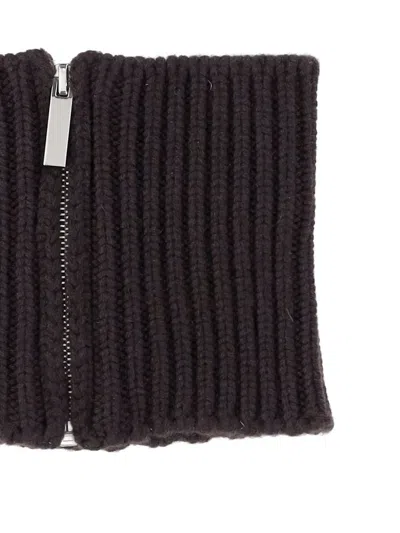 Sa Su Phi Ribbed Zip-fastening Neck-warmer Scarf In Brown