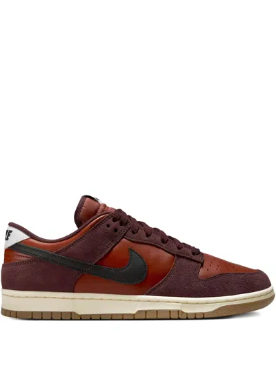 Nike Dunk Low Retro Se Leather Sneakers In Brown
