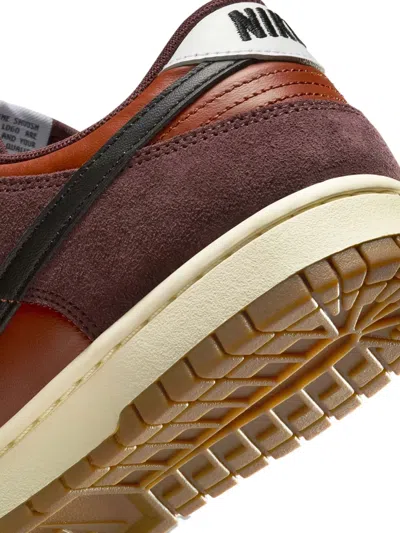 Nike Dunk Low Retro Se Leather Sneakers In Brown