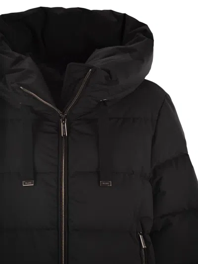 Moo Rer Gadia Stp Hooded Down Jacket In Black