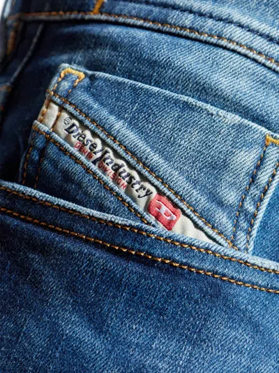 D-FINITIVE 牛仔裤