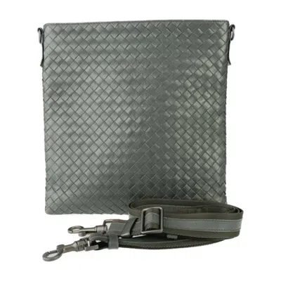 Pre-owned Bottega Veneta Intrecciato Gray Intrecciato Shoulder Bag ()