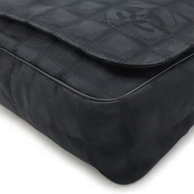 Pre-owned Chanel New Travel Line Black New Travel Line Shoulder Bag ()