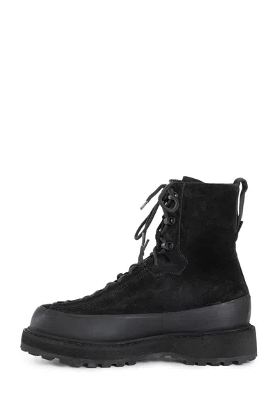 Stone Island Hiking Boot With Dual Lacing And Lug Sole In Black