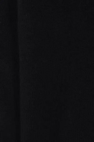 Allude Turtleneck Sweater In Black