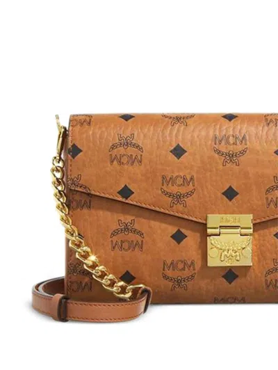 Mcm Medium Tracy Shouder Bag In Brown