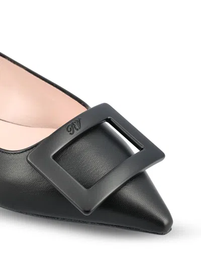 Roger Vivier Buckle-plaque Leather Ballet Flats With Pointed Toe In Black