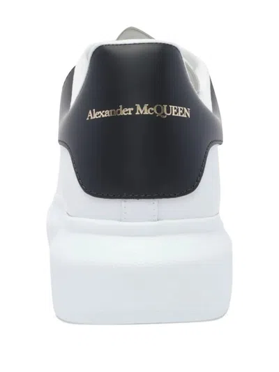 Alexander Mcqueen White And Black Low-top Sneakers With Chunky Sole And Contrasting Heel Tab In Leather Man In White