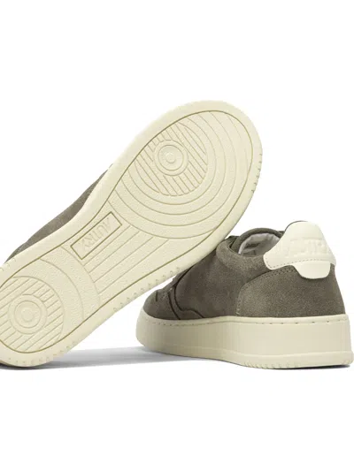 Autry Low Top Suede Panels Sneakers In Gray