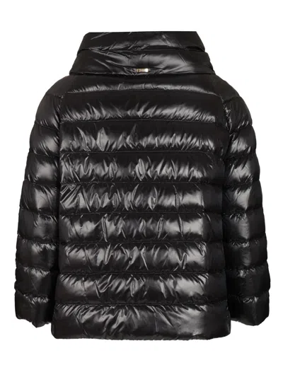 Herno Sleek Black Puffer Jacket With High Collar In Black