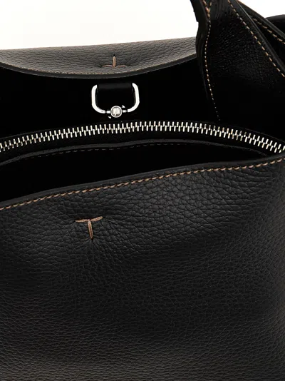 Tod's Structured Textured Leather Shoulder Bag In Black