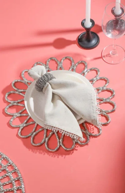 Tiramisu Luxe Loop Charger Plate In Metallic