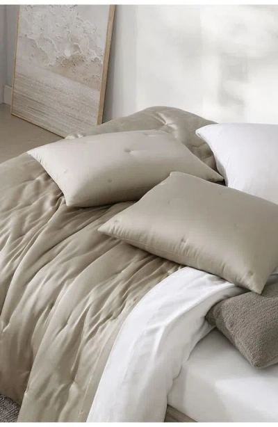 Sunday Citizen Silky Stitch Comforter In Neutral