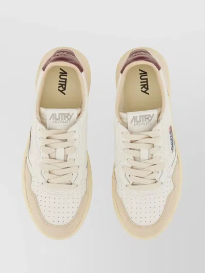 Autry Low Sneaker With Contrast Heel Tab