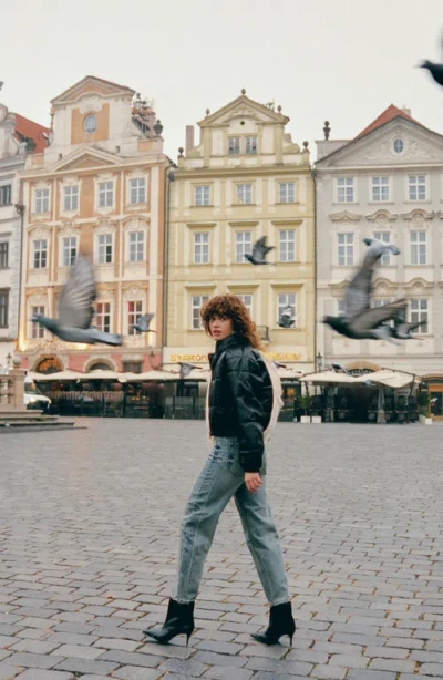 Kancan Cecilia High Rise Slim Barrel Jeans In Blue