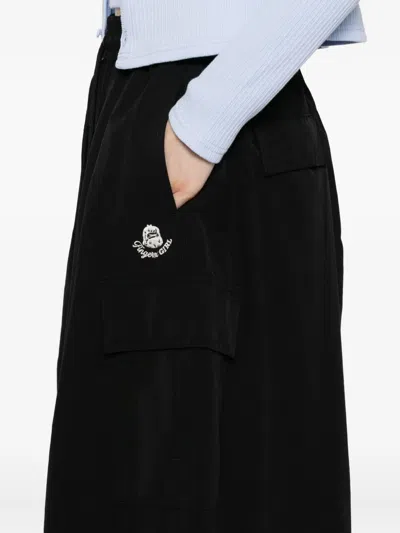 Fingercroxx Logo-embroidered Shorts In Black