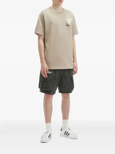 Fingercroxx Cargo-pocket Drawstring Shorts In Gray