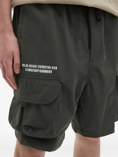 Fingercroxx Cargo-pocket Drawstring Shorts In Gray