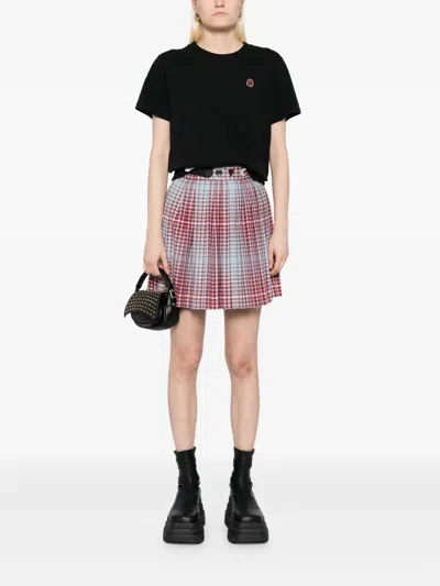 Fingercroxx Embroidered-logo Patch T-shirt In Black