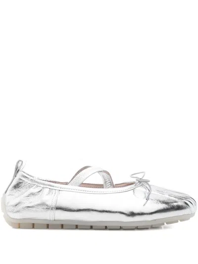 Simone Rocha Cross-strap Bow Ballet Flats In Silver