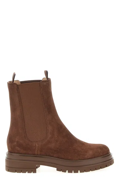 Gianvito Rossi Chester Chelsea Boots In Brown
