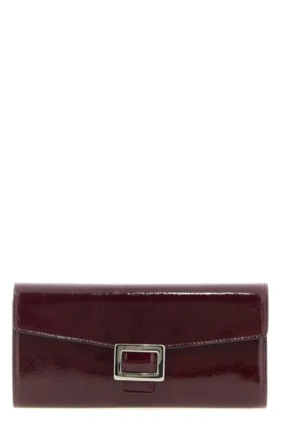 Roger Vivier Glossy Chain Strap Wallet With Metal Buckle In Burgundy