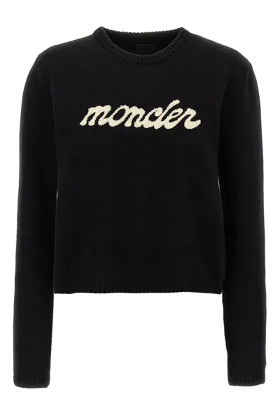 Moncler Cropped Sweater With Contrasting Embroidered Logo In Black