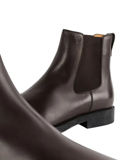 Tod's Tods Boots In Brown