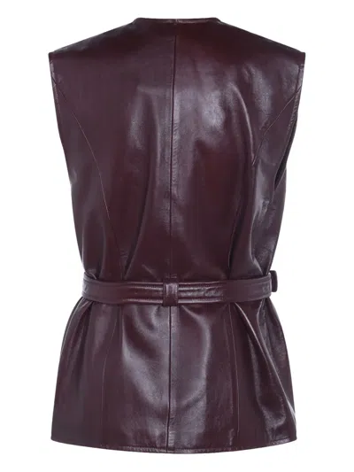 Chloé Leather Belted Waist Sleeveless Jacket In Burgundy