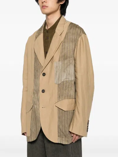 条纹西装夹克
