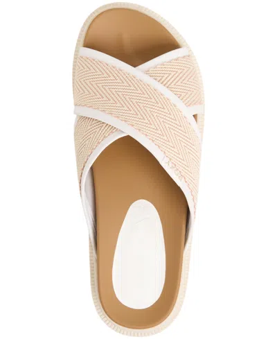 Roxy Capri Sandal In Neutral