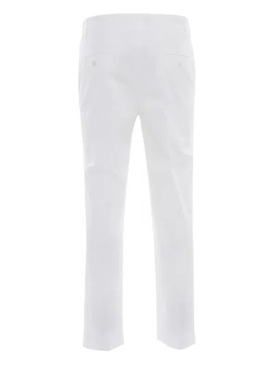 Weekend Max Mara Cecco White Pants In White