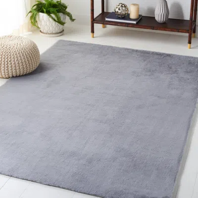 Safavieh Faux Rabbit Fur Non-slip Machine Washable Area Rug, Light Grey Solid / Tonal Style Easy Care In Gray