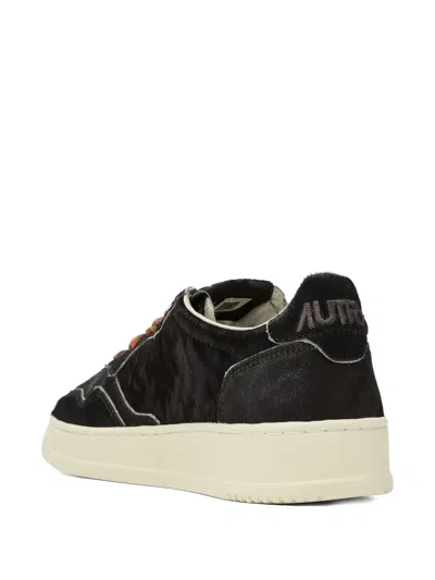 Autry Low Top Medalist Sneakers In Brown