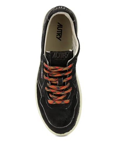 Autry Low Top Medalist Sneakers In Brown