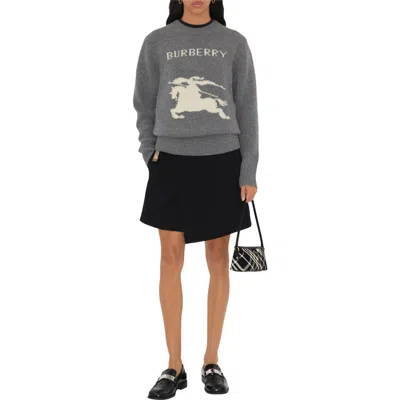 Burberry Graphic Knit Sweater With Ribbed Cuffs And Hem In Gray
