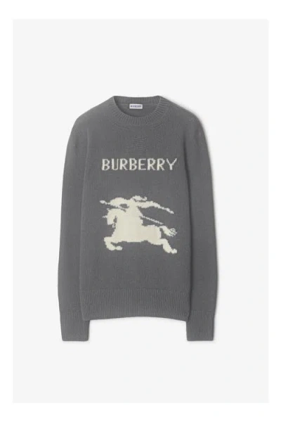 Burberry Graphic Knit Sweater With Ribbed Cuffs And Hem In Gray