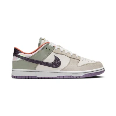 Nike Dunk Low Retro Se Basketball Sneaker In Multi