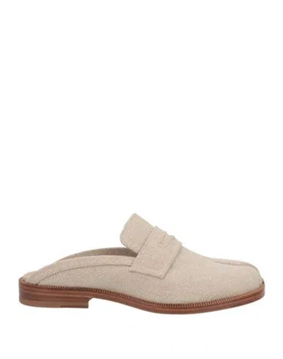 Maison Margiela Tabi City Loafer Linen Mules In Neutrals